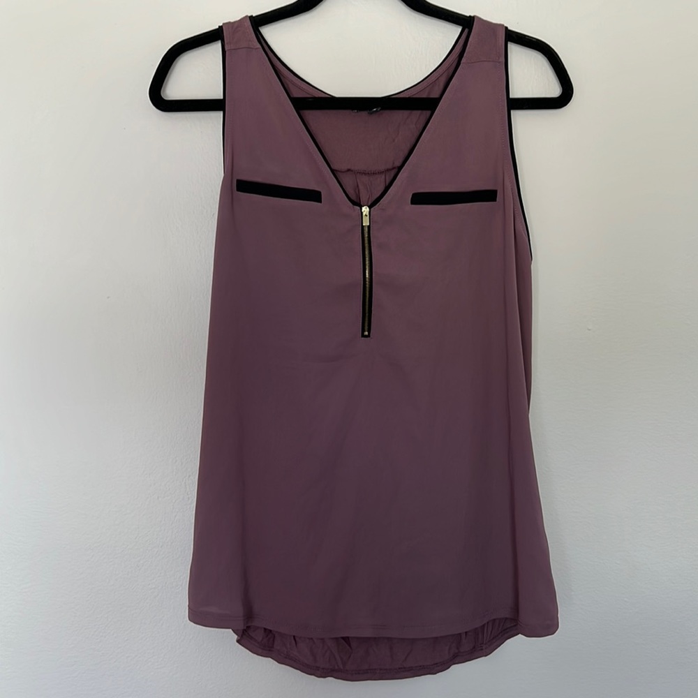 Muave color tank top